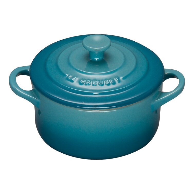 Le creuset outlet stoneware set